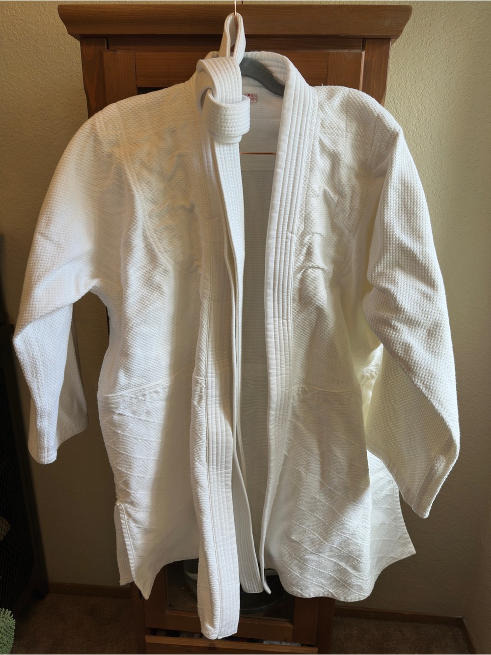 Classic White Women's Martial Arts Set